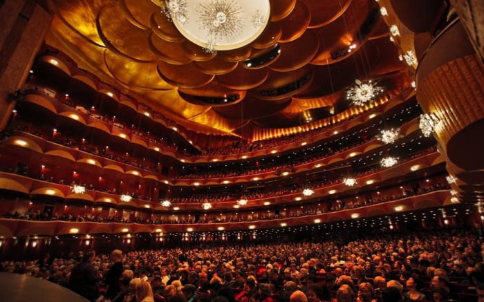 EL METROPOLITAN OPERA ONLINE