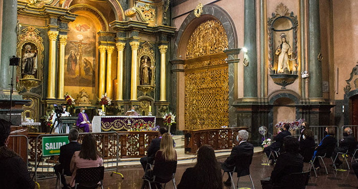 Octubre 25, Misa en homenaje al Señor de los Milagros 2021.