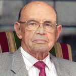 Juan Miguel Bákula Patiño a 109 años de su nacimiento.