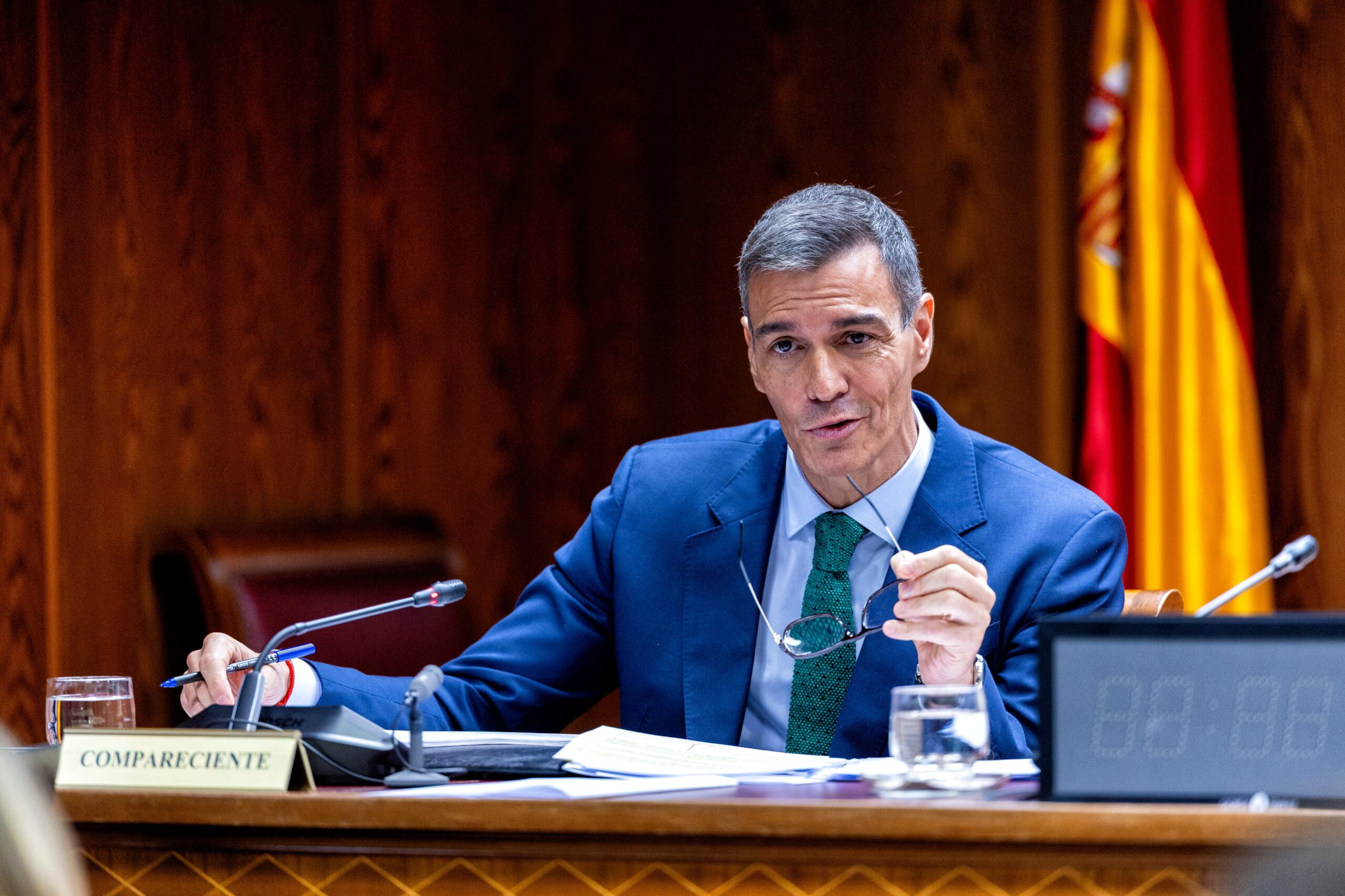 El presidente del Gobierno, Pedro Sánchez, en la comisión de investigación del Senado este jueves.
