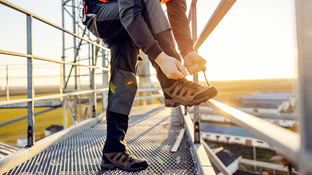 Estos zapatos tienen puntera de acero para mayor seguridad. GETTY IMAGES.