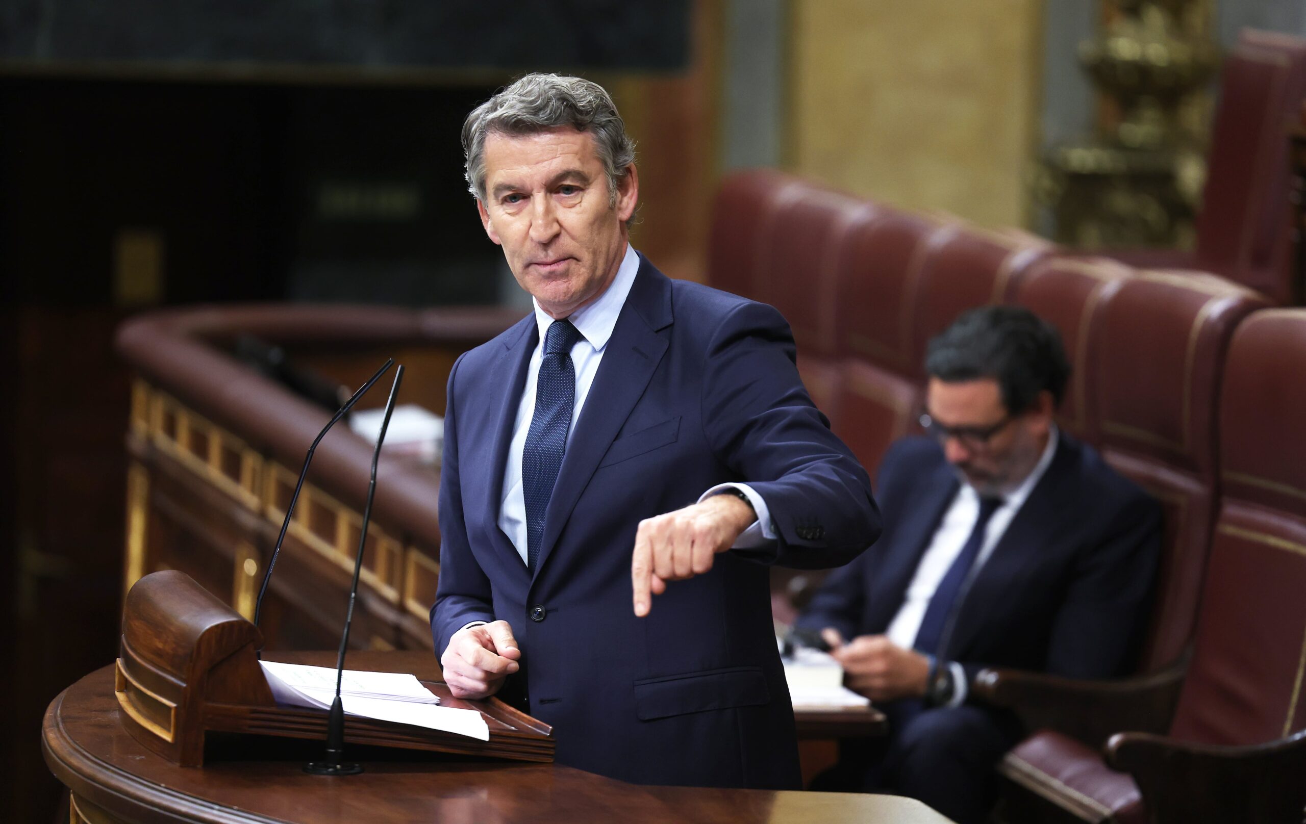 El líder del PP, Alberto Núñez Feijóo, durante su intervención en el Congreso.