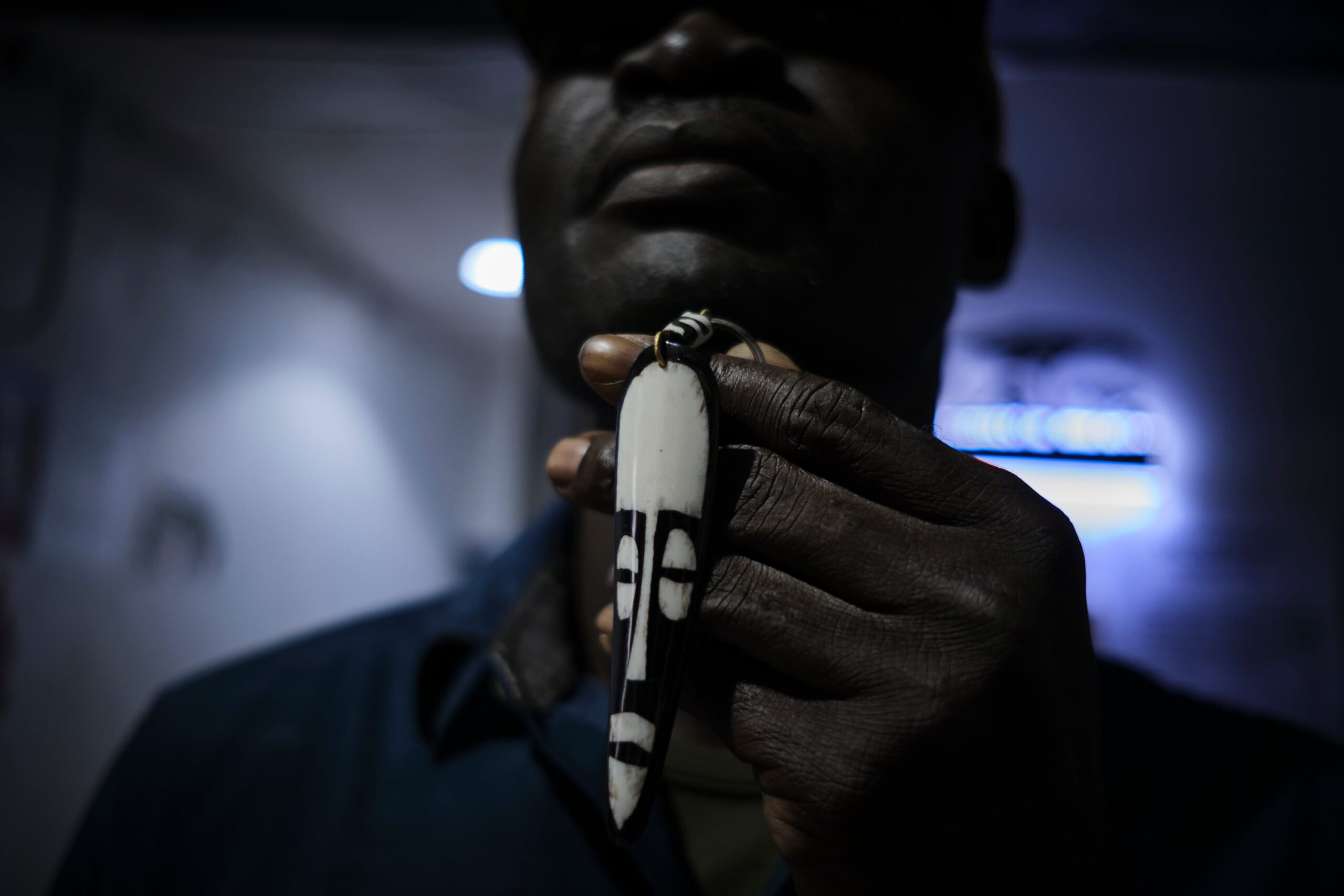 Una de las bisuterías creadas por Victor Nicholas, que posteriormente pone a la venta para los visitantes de Victorious Craft.