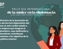 Mujer en la diplomacia